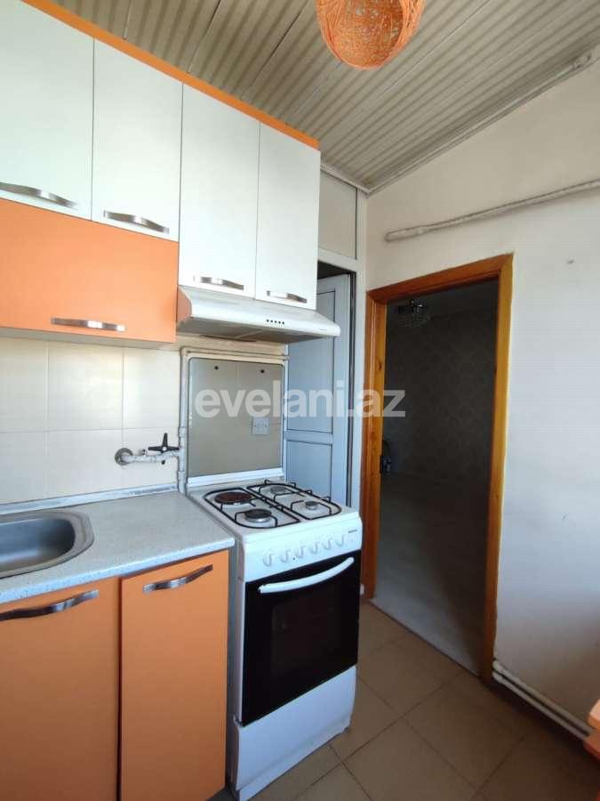 Satılır, köhnə tikili, 2 otaqlı, 50 m², Bakı, Nəsimi r, Memar Əcəmi m.