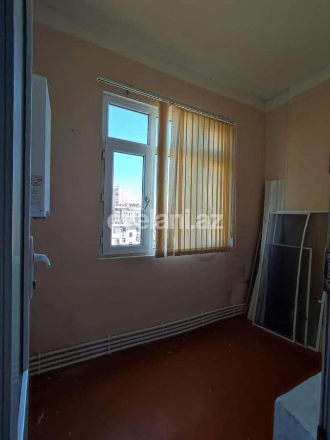 Satılır, köhnə tikili, 2 otaqlı, 50 m², Bakı, Nəsimi r, Memar Əcəmi m.