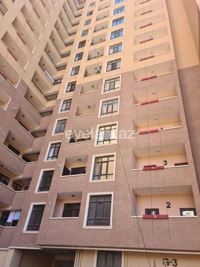 Satılır, yeni tikili, 3 otaqlı, 100 m², Bakı, Binəqədi r, 8-ci mikrorayon q, Azadlıq prospekti m.