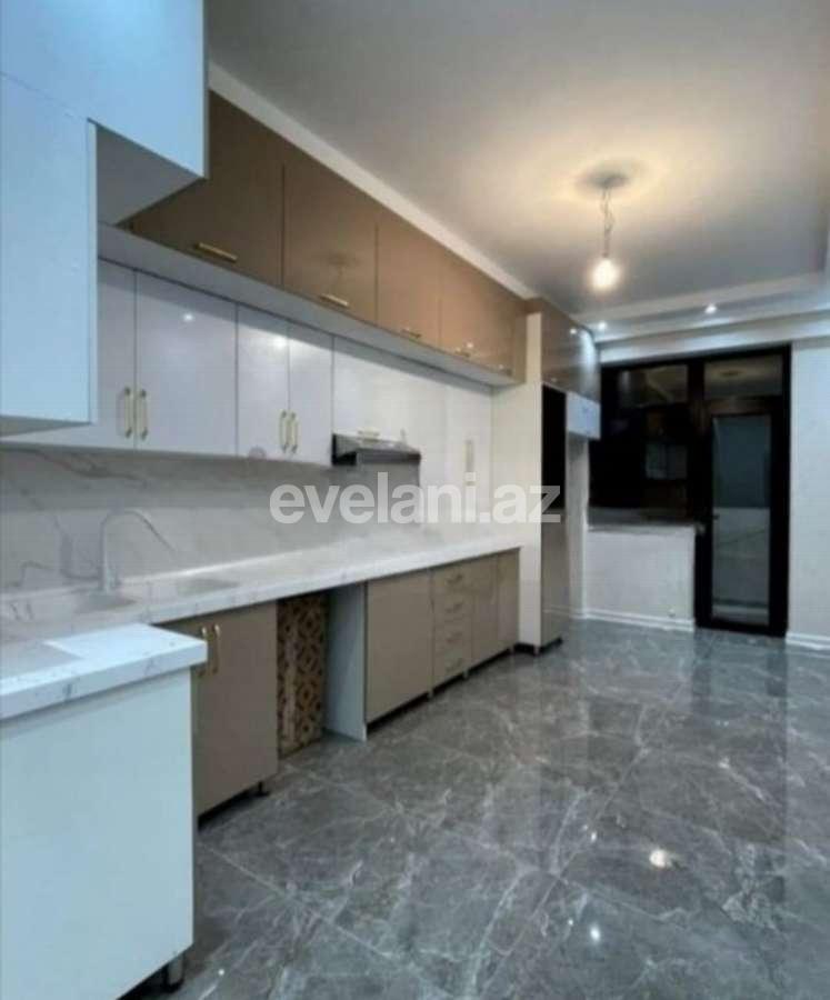 Satılır, yeni tikili, 3 otaqlı, 100 m², Bakı, Binəqədi r, 8-ci mikrorayon q, Azadlıq prospekti m.