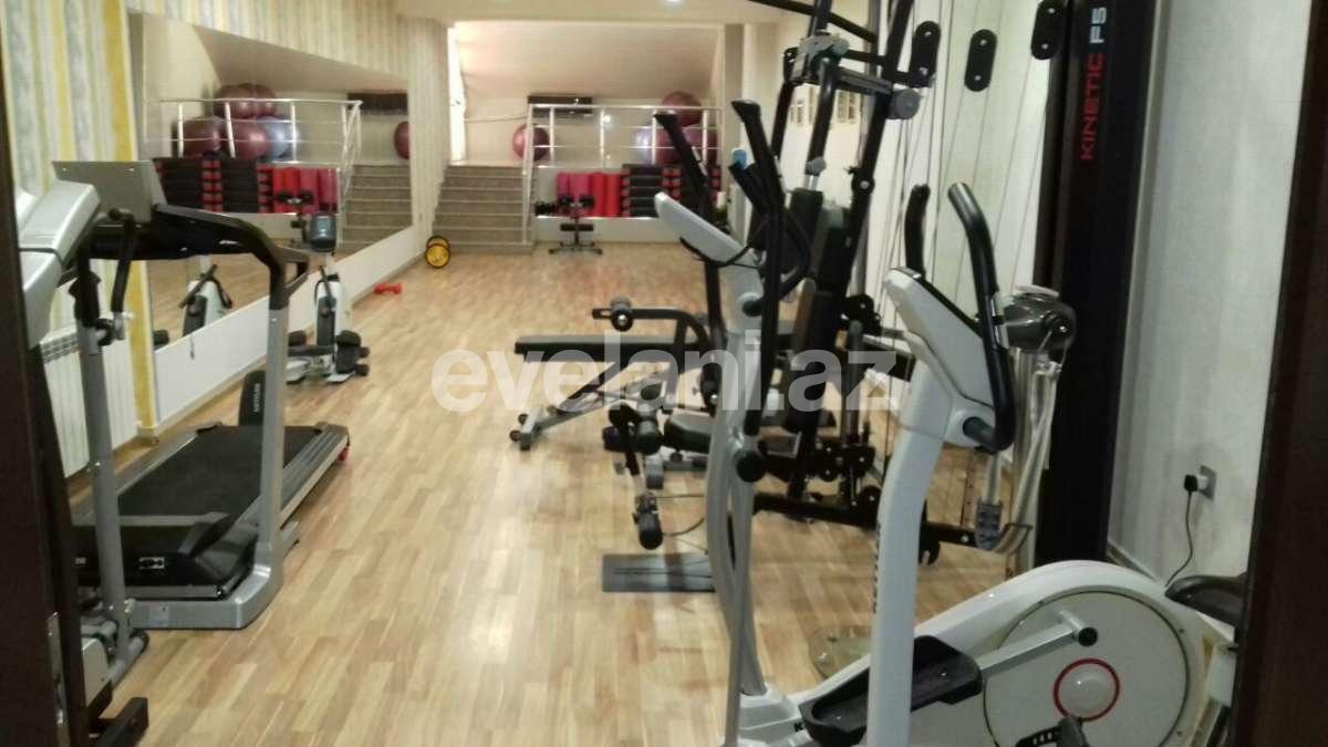 Rent, object, 350 m², Baku, Nizami r, Khalglar Doslugu m.