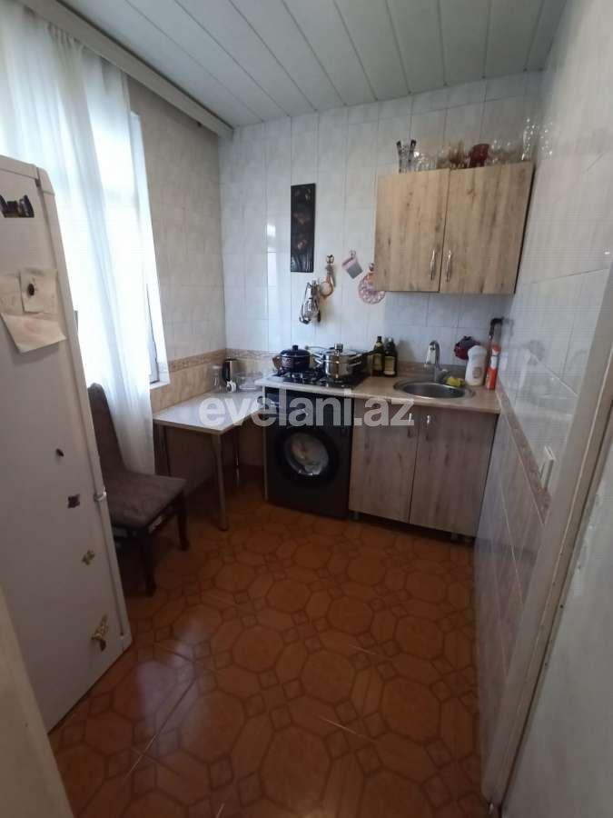 Satılır, köhnə tikili, 2 otaqlı, 50 m², Bakı, Nəsimi r, Memar Əcəmi m.