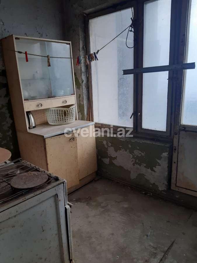 Satılır, köhnə tikili, 3 otaqlı, 72 m², Bakı, Xətai r, Həzi Aslanov m.