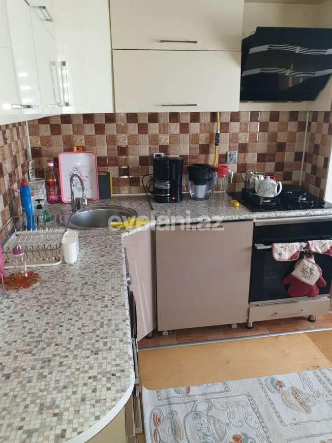 Satılır, köhnə tikili, 3 otaqlı, 75 m², Bakı, Xətai r, Həzi Aslanov m.