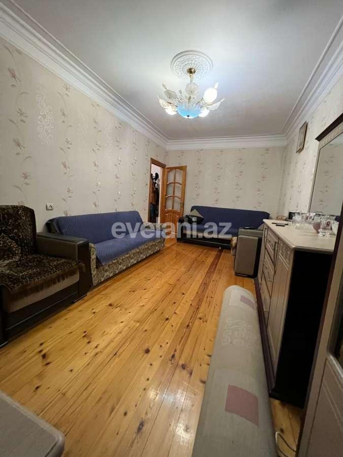 Satılır, köhnə tikili, 3 otaqlı, 82 m², Bakı, Nizami r, Qara Qarayev m.