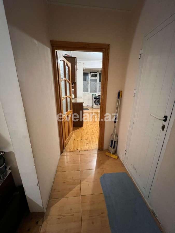 Satılır, köhnə tikili, 3 otaqlı, 82 m², Bakı, Nizami r, Qara Qarayev m.