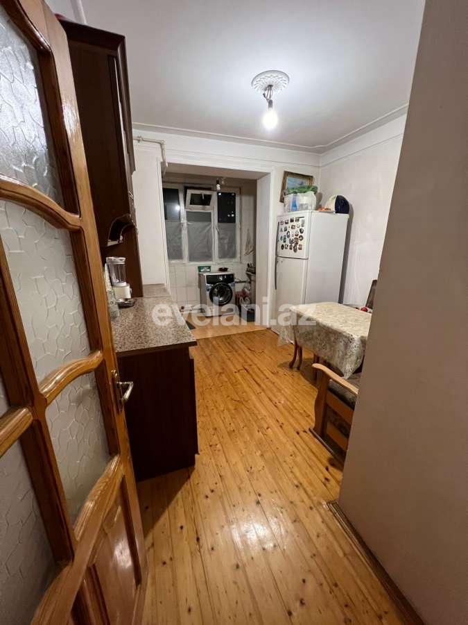 Satılır, köhnə tikili, 3 otaqlı, 82 m², Bakı, Nizami r, Qara Qarayev m.