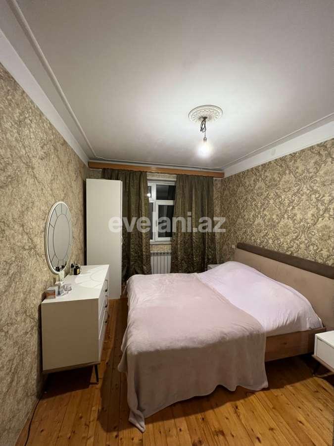 Satılır, köhnə tikili, 3 otaqlı, 82 m², Bakı, Nizami r, Qara Qarayev m.