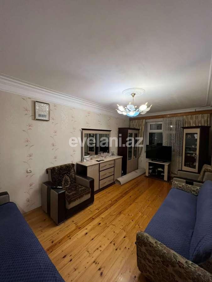 Satılır, köhnə tikili, 3 otaqlı, 82 m², Bakı, Nizami r, Qara Qarayev m.