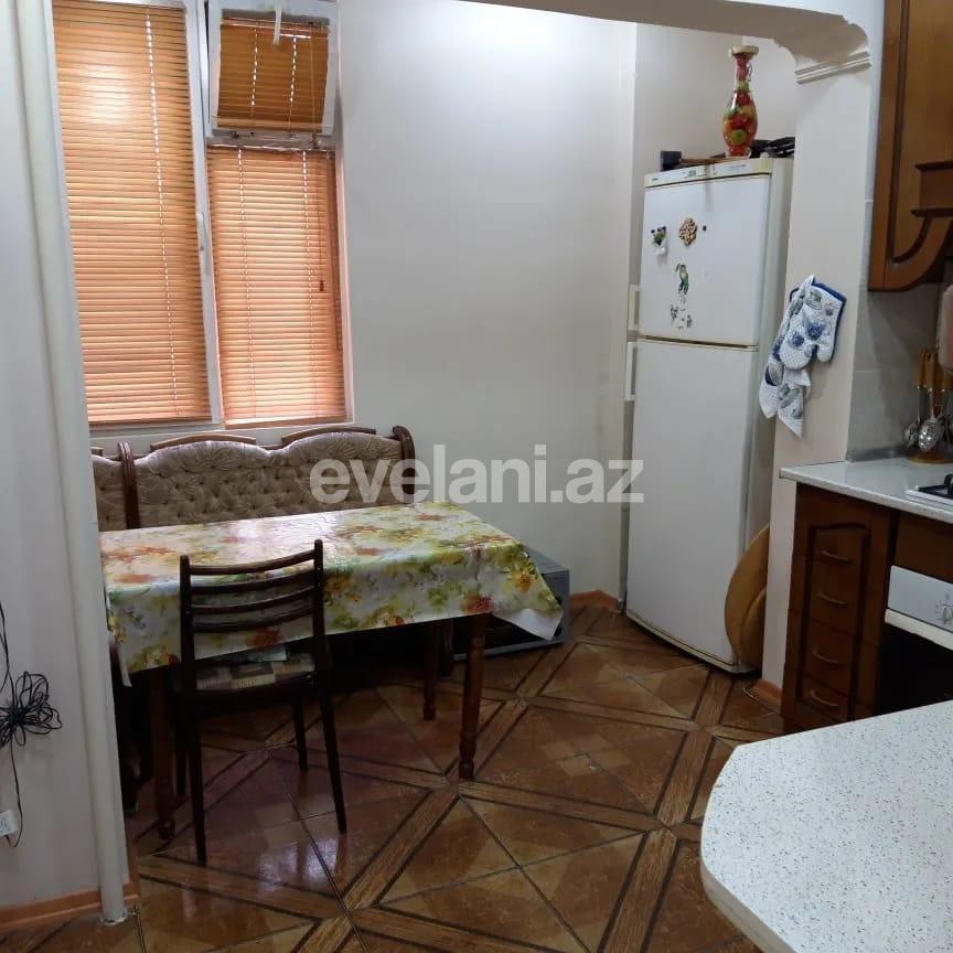 Satılır, köhnə tikili, 3 otaqlı, 80 m², Bakı, Suraxanı r, Günəşli q, Həzi Aslanov m.