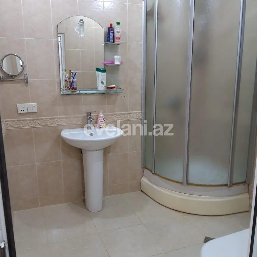 Satılır, köhnə tikili, 3 otaqlı, 80 m², Bakı, Suraxanı r, Günəşli q, Həzi Aslanov m.