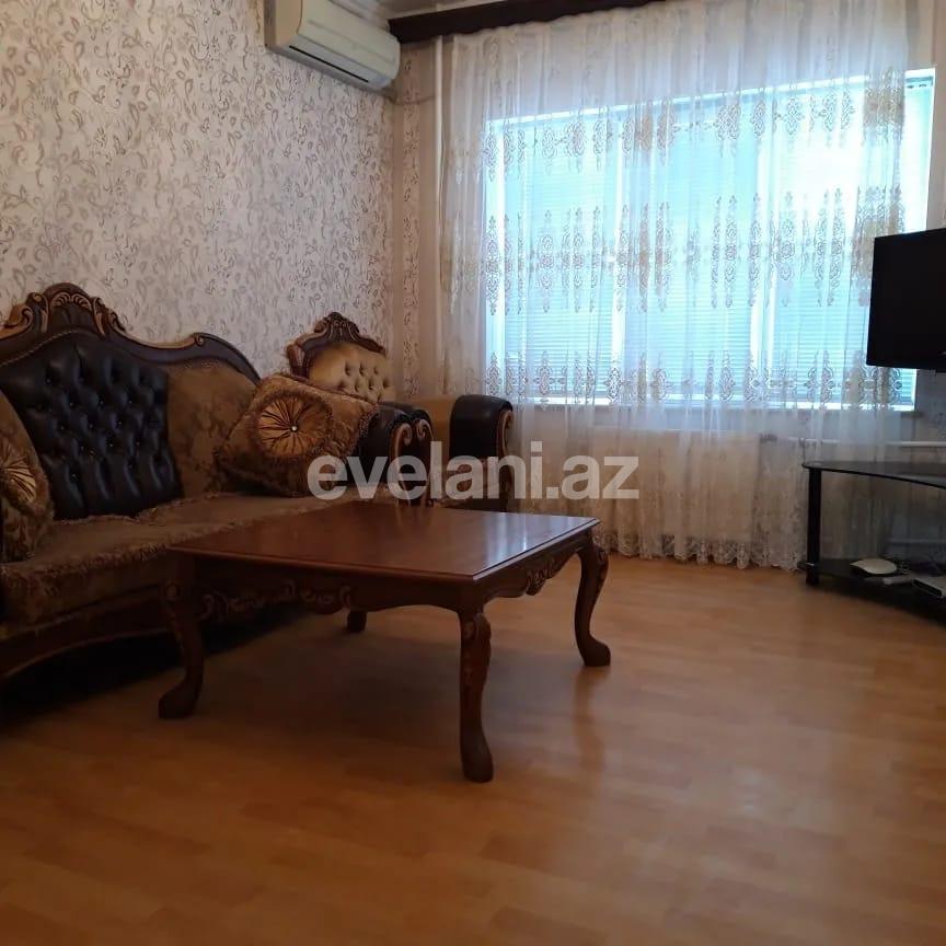 Satılır, köhnə tikili, 3 otaqlı, 80 m², Bakı, Suraxanı r, Günəşli q, Həzi Aslanov m.