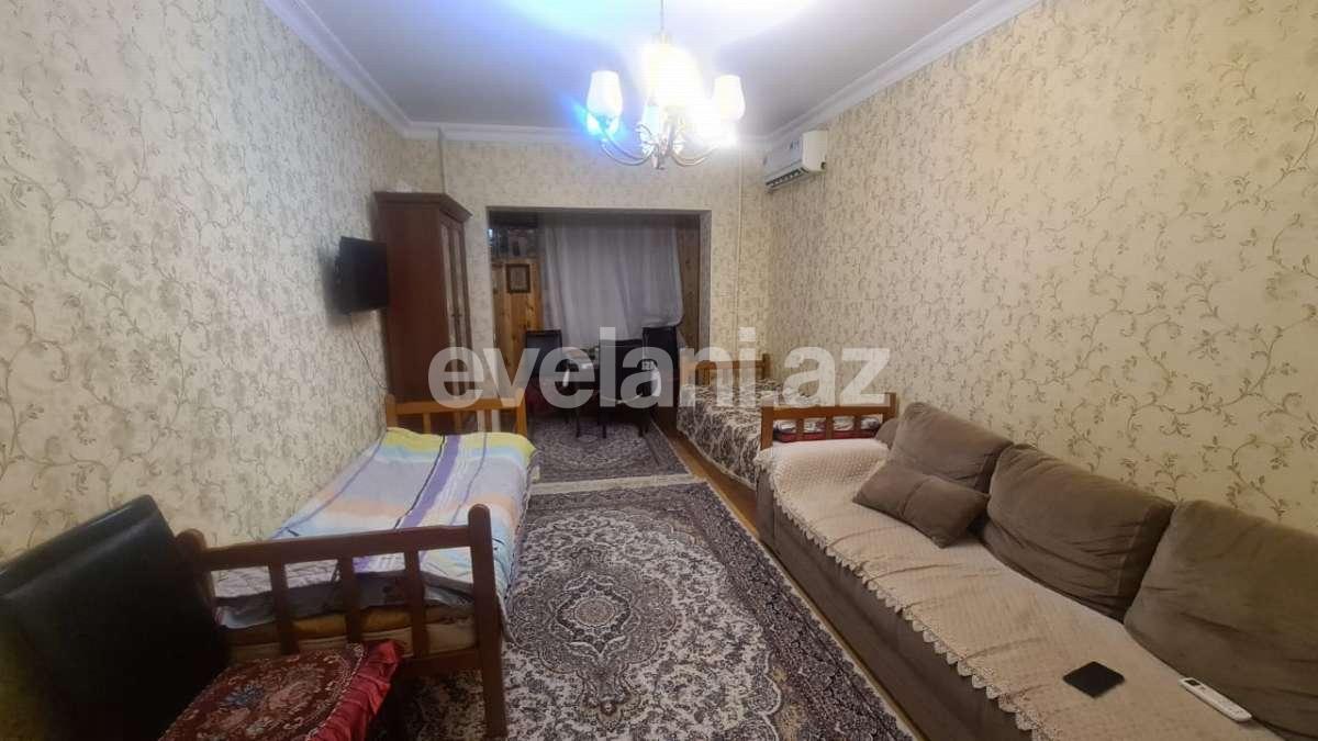 Satılır, köhnə tikili, 3 otaqlı, 82 m², Bakı, Xətai r, Əhmədli q, Əhmədli m.