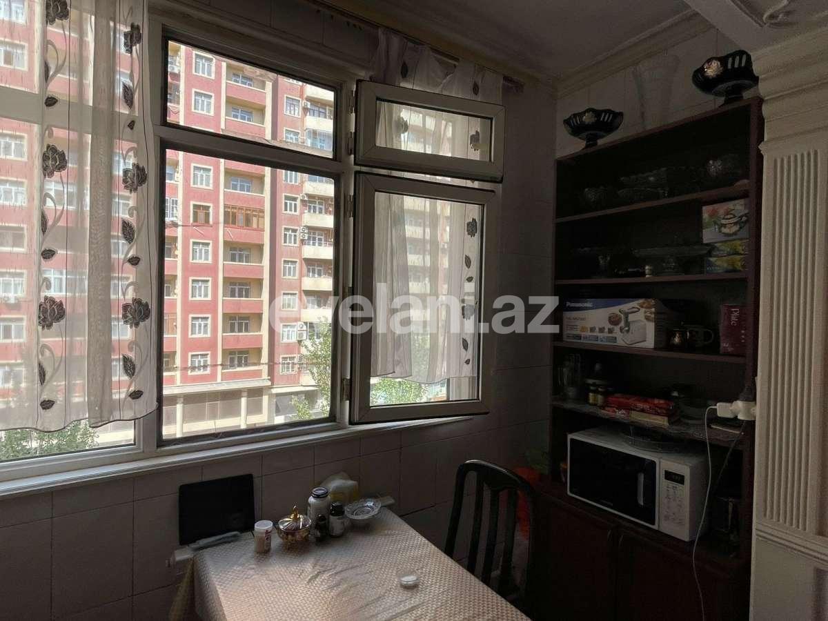 Satılır, köhnə tikili, 3 otaqlı, 80 m², Bakı, Nərimanov r, Gənclik m.