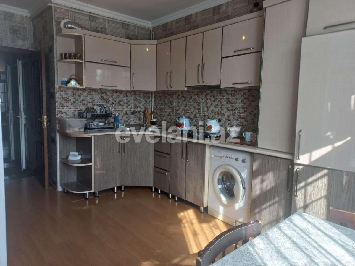 Satılır, köhnə tikili, 3 otaqlı, 85 m², Bakı, Binəqədi r, Azadlıq prospekti m.