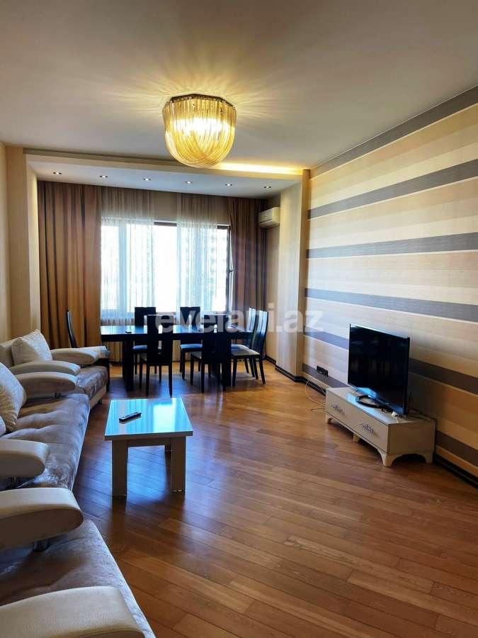 Rent, new building, 3 room, 150 m², Baku, Nasimi r, 28 may m.