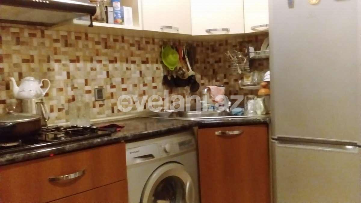 Satılır, köhnə tikili, 3 otaqlı, 80 m², Bakı, Nizami r, Neftçilər m.