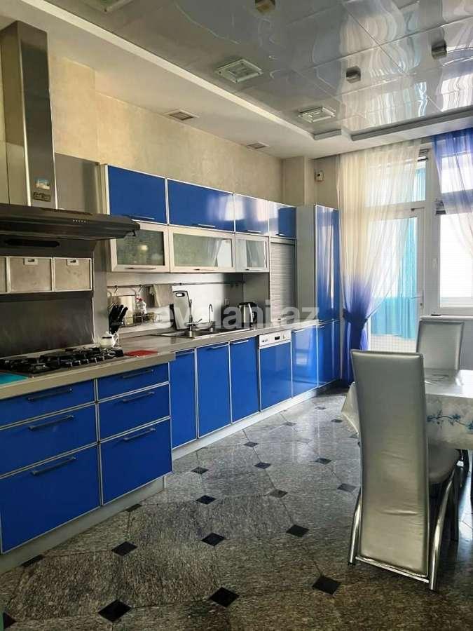 Rent, new building, 5 room, 280 m², Baku, Binagadi r, 8-th microdistrict d, Azadlig prospekti m.