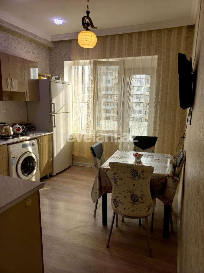 Sale, old building, 2 room, 65 m², Baku, Nizami r, Gara Garayev m.