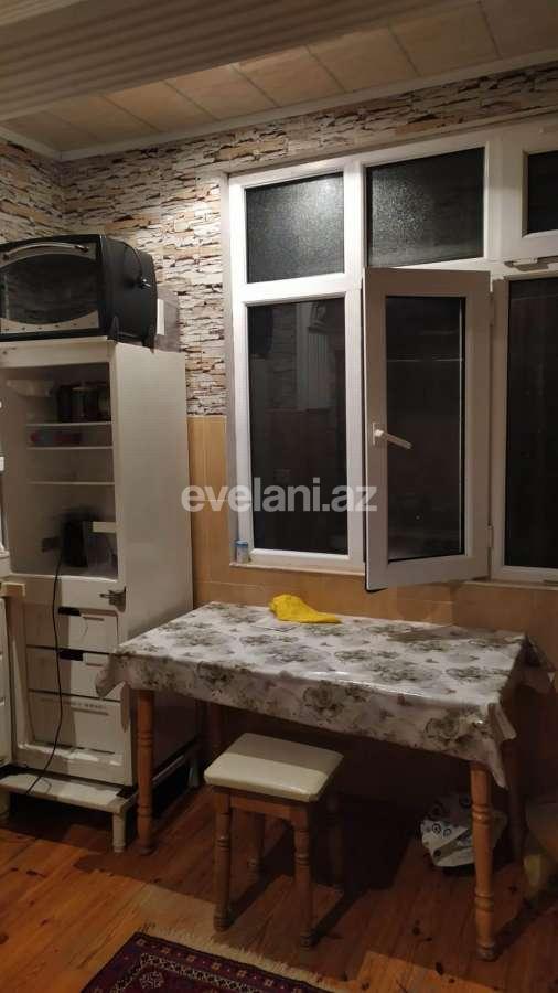Satılır, köhnə tikili, 2 otaqlı, 60 m², Bakı, Suraxanı r, Massiv D q.
