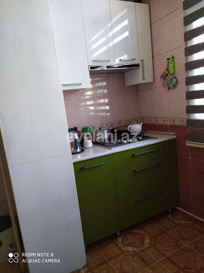 Satılır, köhnə tikili, 4 otaqlı, 90 m², Bakı, Xətai r, Əhmədli q, Əhmədli m.
