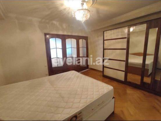 Kirayə verilir, köhnə tikili, 3 otaqlı, 140 m², Bakı, Yasamal r, İnşaatçılar m.