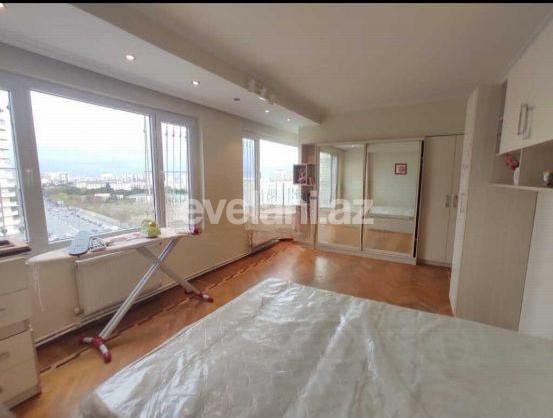 Kirayə verilir, köhnə tikili, 3 otaqlı, 140 m², Bakı, Yasamal r, İnşaatçılar m.