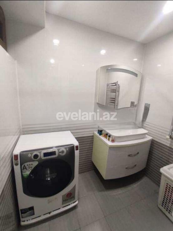Kirayə verilir, köhnə tikili, 3 otaqlı, 140 m², Bakı, Yasamal r, İnşaatçılar m.