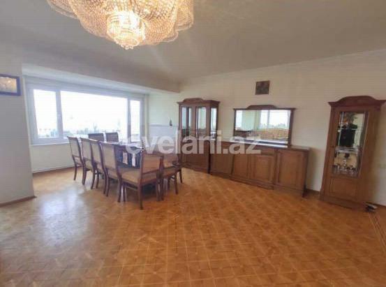 Kirayə verilir, köhnə tikili, 3 otaqlı, 140 m², Bakı, Yasamal r, İnşaatçılar m.