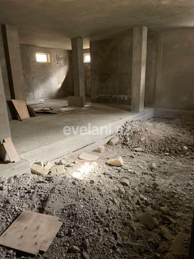 Satılır, həyət evi / bağ, 8 otaqlı, 388 m², Bakı, Binəqədi r, Binəqədi q, Azadlıq prospekti m.