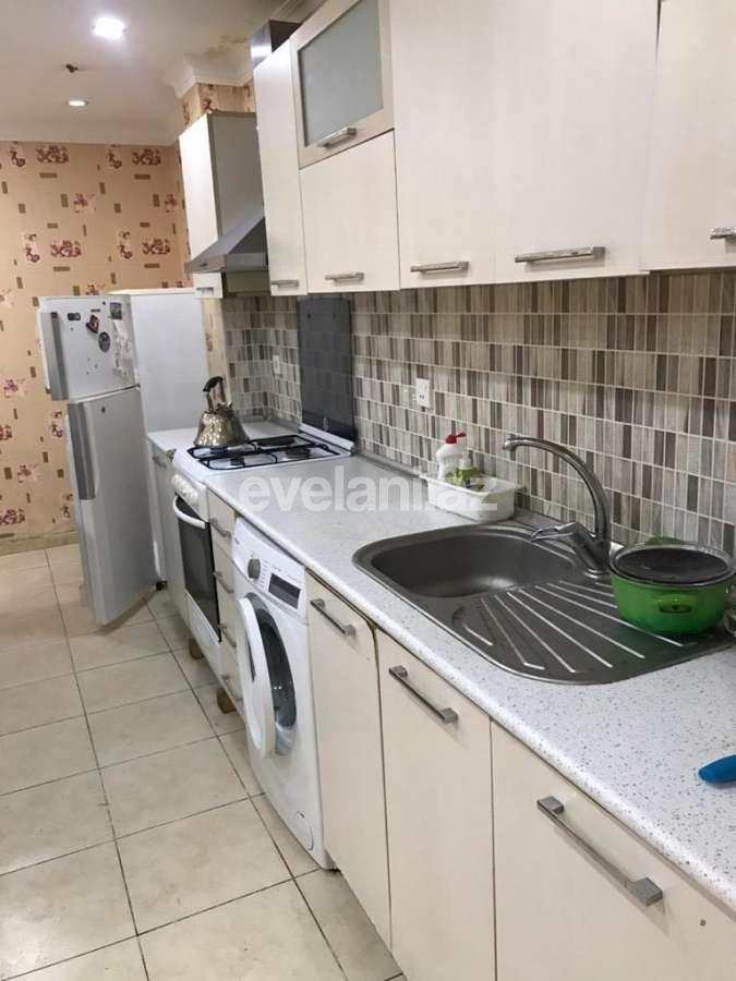 Rent, old building, 2 room, 70 m², Baku, Yasamal r.