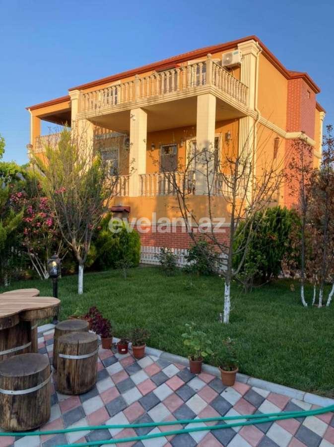 Satılır, həyət evi / bağ, 8 otaqlı, 400 m², Bakı, Abşeron r, Novxanı q.