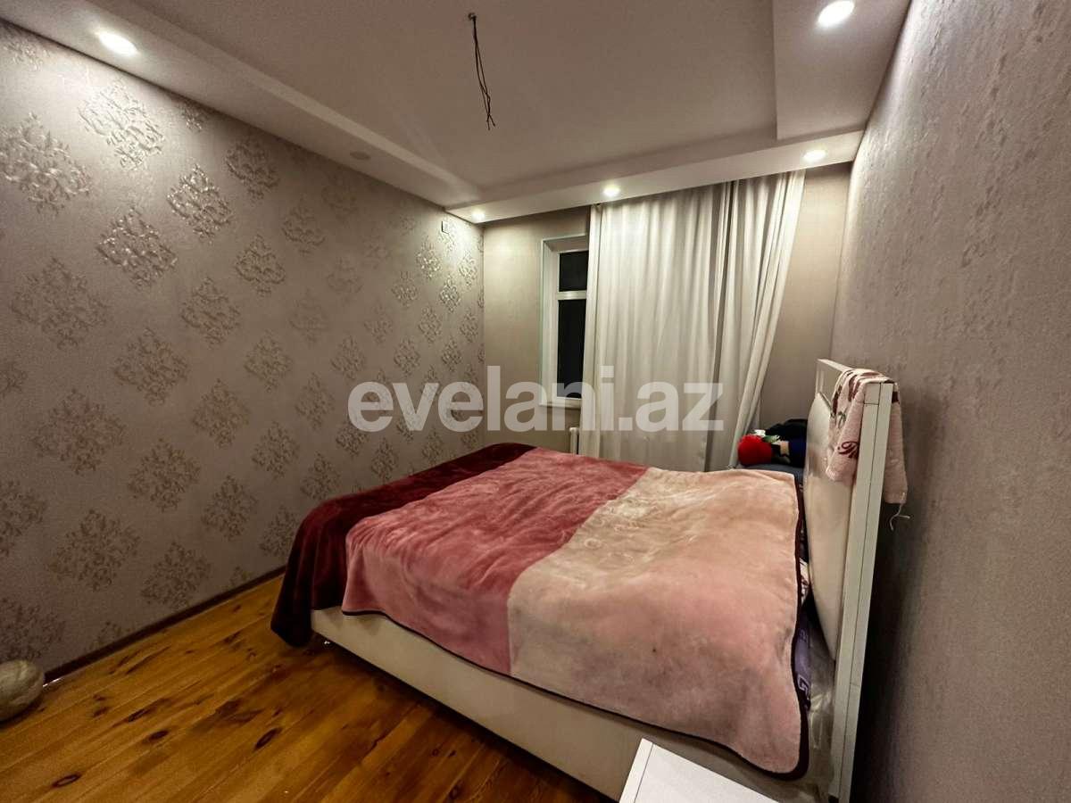 Satılır, köhnə tikili, 3 otaqlı, 80 m², Bakı, Nizami r, 8-ci kilometr q, Neftçilər m.