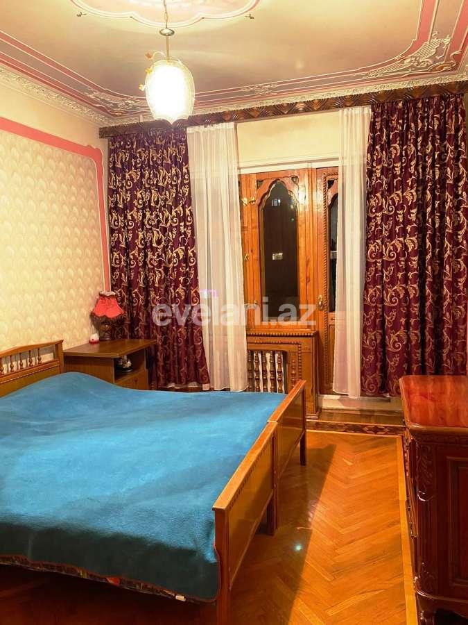 Satılır, köhnə tikili, 4 otaqlı, 120 m², Bakı, Sabunçu r, Bakıxanov q, Neftçilər m.
