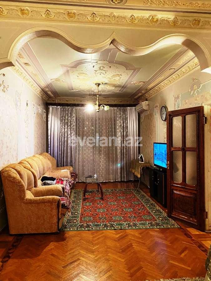 Satılır, köhnə tikili, 4 otaqlı, 120 m², Bakı, Sabunçu r, Bakıxanov q, Neftçilər m.