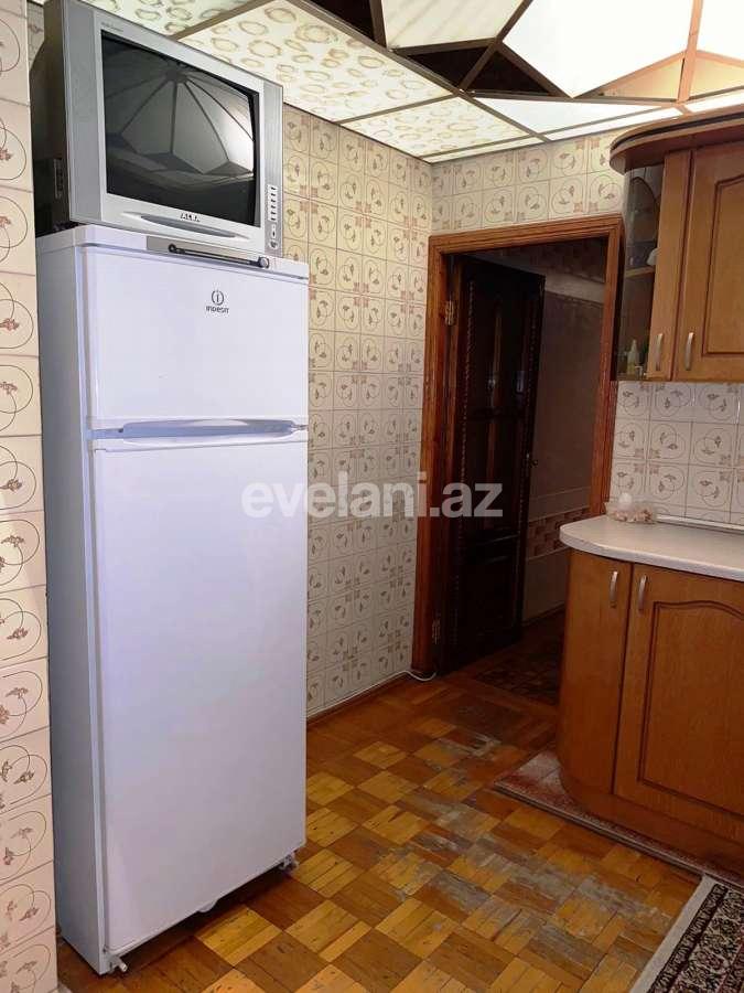 Satılır, köhnə tikili, 4 otaqlı, 120 m², Bakı, Sabunçu r, Bakıxanov q, Neftçilər m.