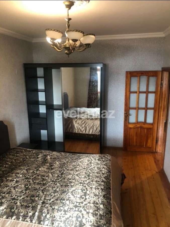 Satılır, köhnə tikili, 3 otaqlı, 60 m², Bakı, Binəqədi r, 7-ci mikrorayon q, Azadlıq prospekti m.