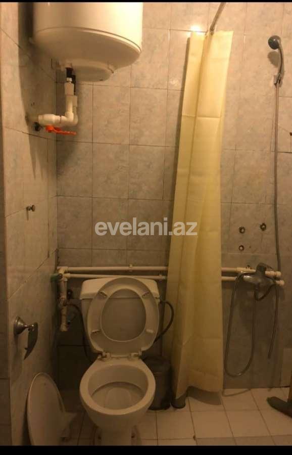 Satılır, köhnə tikili, 3 otaqlı, 60 m², Bakı, Binəqədi r, 7-ci mikrorayon q, Azadlıq prospekti m.