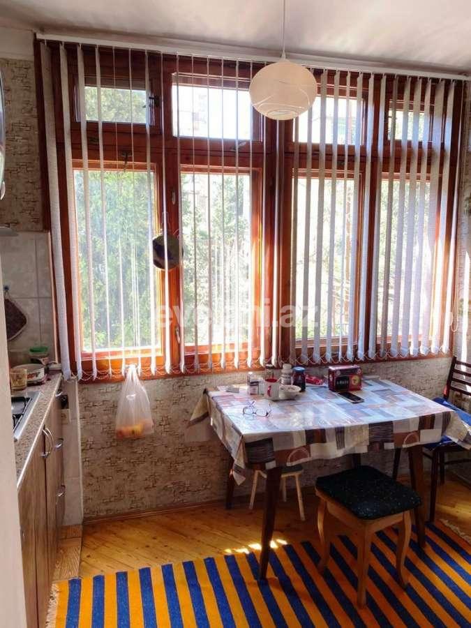 Satılır, köhnə tikili, 3 otaqlı, 80 m², Bakı, Xətai r, Əhmədli m.