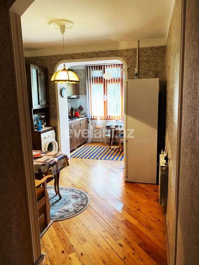 Satılır, köhnə tikili, 3 otaqlı, 80 m², Bakı, Xətai r, Əhmədli m.