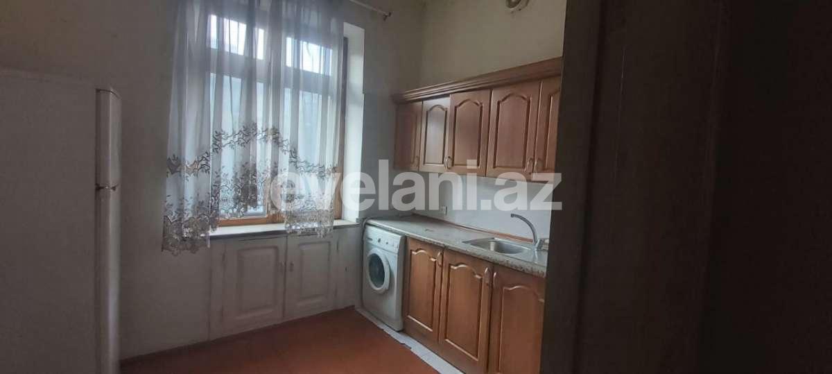 Sale, old building, 2 room, 57 m², Baku, Yasamal r, Elmlar Akademiyası m.