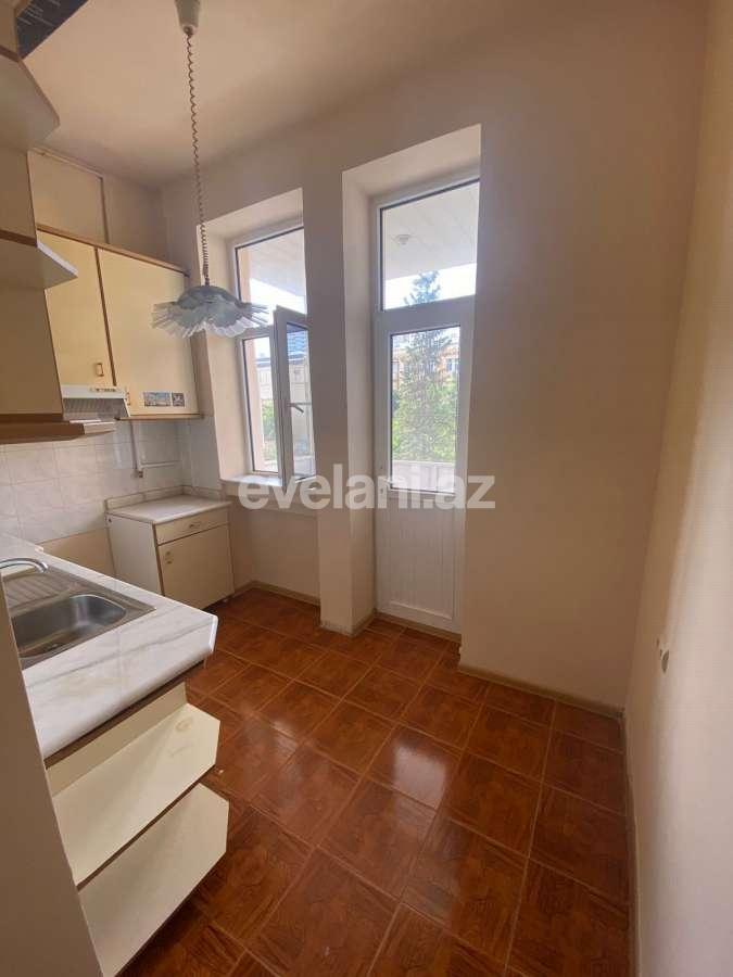 Satılır, köhnə tikili, 2 otaqlı, 55 m², Bakı, Nəsimi r.