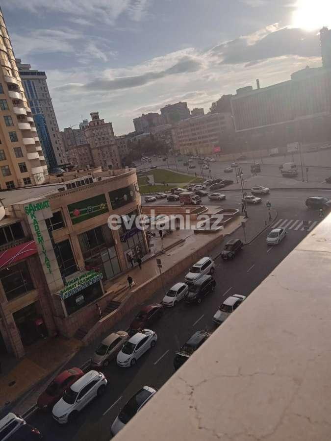 Kirayə verilir, köhnə tikili, 2 otaqlı, 50 m², Bakı, Yasamal r.