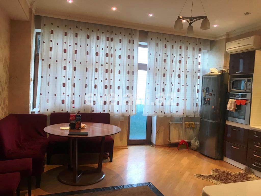 Сдаётся, новостройка, 4-комнаты, 200 m², Баку, Ясамальский r, Элмляр Академиясы m.