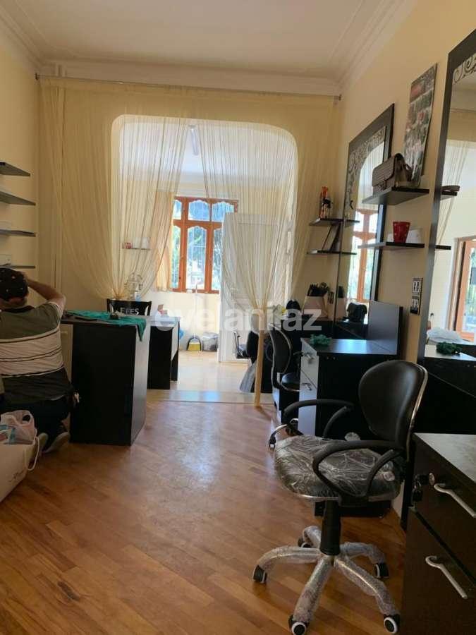 Sale, old building, 3 room, 112 m², Baku, Binagadi r, Darnagul m.