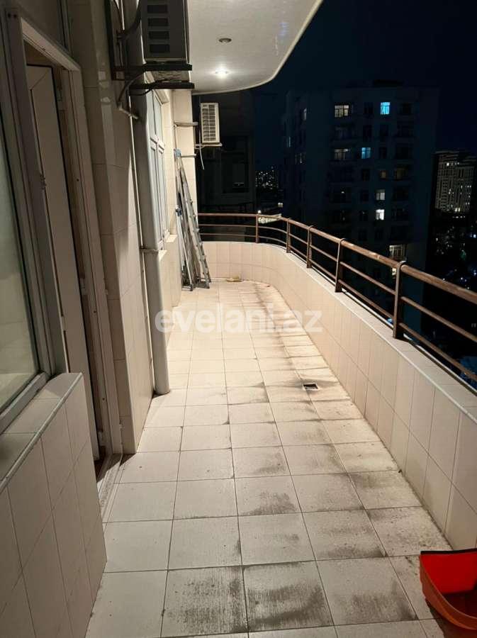 Сдаётся, новостройка, 4-комнаты, 217 m², Баку, Ясамальский r, Элмляр Академиясы m.