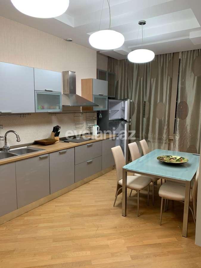 Сдаётся, новостройка, 4-комнаты, 199 m², Баку, Ясамальский r, Элмляр Академиясы m.