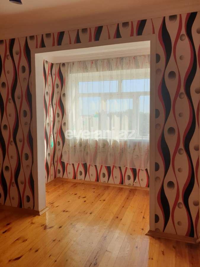 Sale, old building, 3 room, 80 m², Baku, Surakhani r, Gharachukhur d, Neftchilar m.