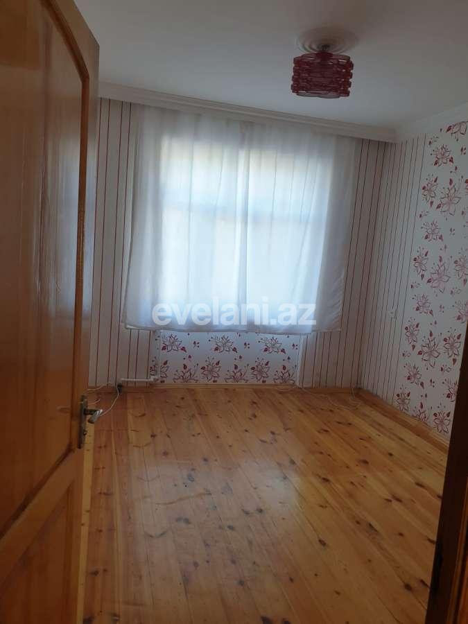 Sale, old building, 3 room, 80 m², Baku, Surakhani r, Gharachukhur d, Neftchilar m.