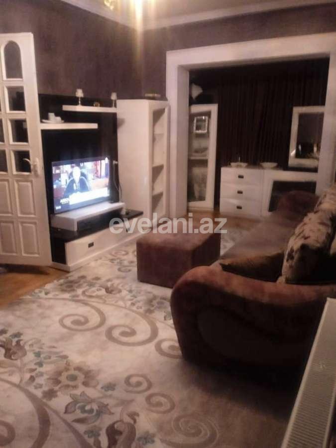 Sale, old building, 2 room, 65 m², Baku, Binagadi r, Azadlig prospekti m.